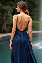 Marineblaues Langes Hochzeitsgastkleid mit Spaghettiträgern und offenem Rücken in A-Linie