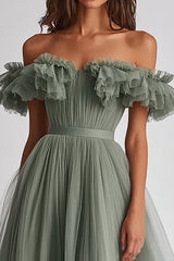 Dusty Sage Schulterfreies Rüschen A Linie Abendkleid