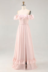 Schulterfreies Blush Rüschen A Linie Brautjungfernkleid mit Schlitz