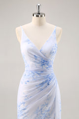 Blaues Geblümtes Gerafftes Chiffon Brautjungfernkleid mit Schlitz