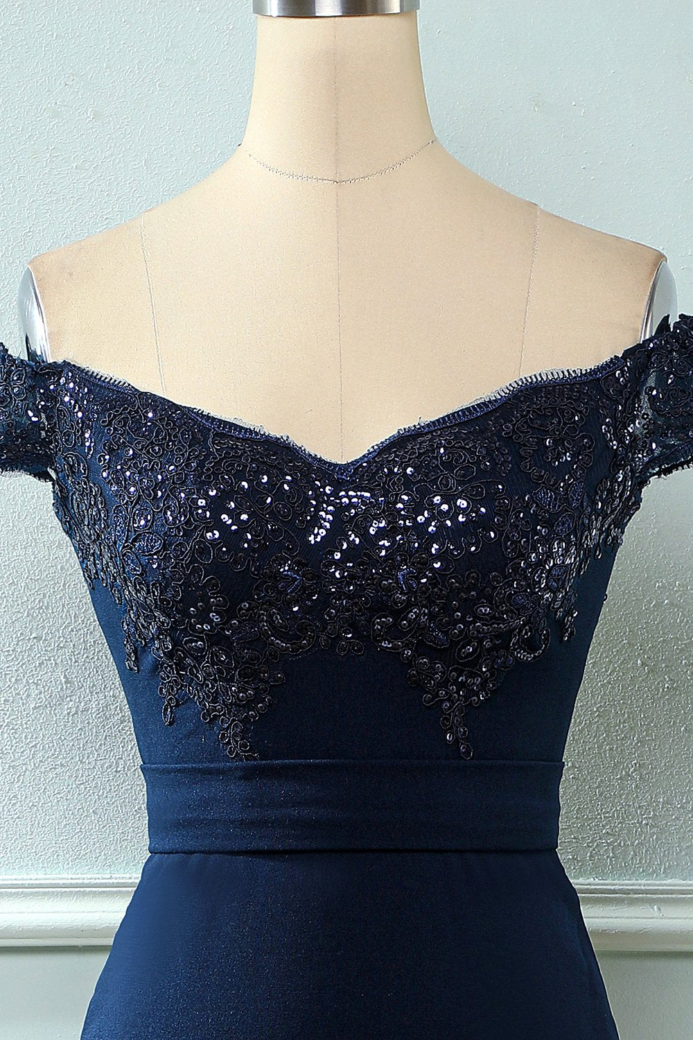 Off Shoulder Pailletten Meerjungfrau Abschlussball Kleid