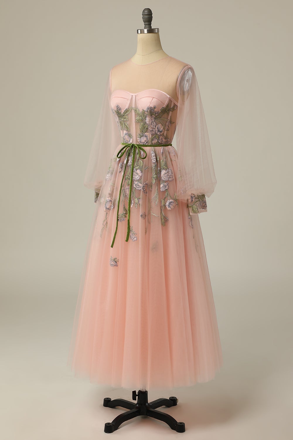 A Linie Jewel Light Nude Langes Ballkleid mit Stickerei