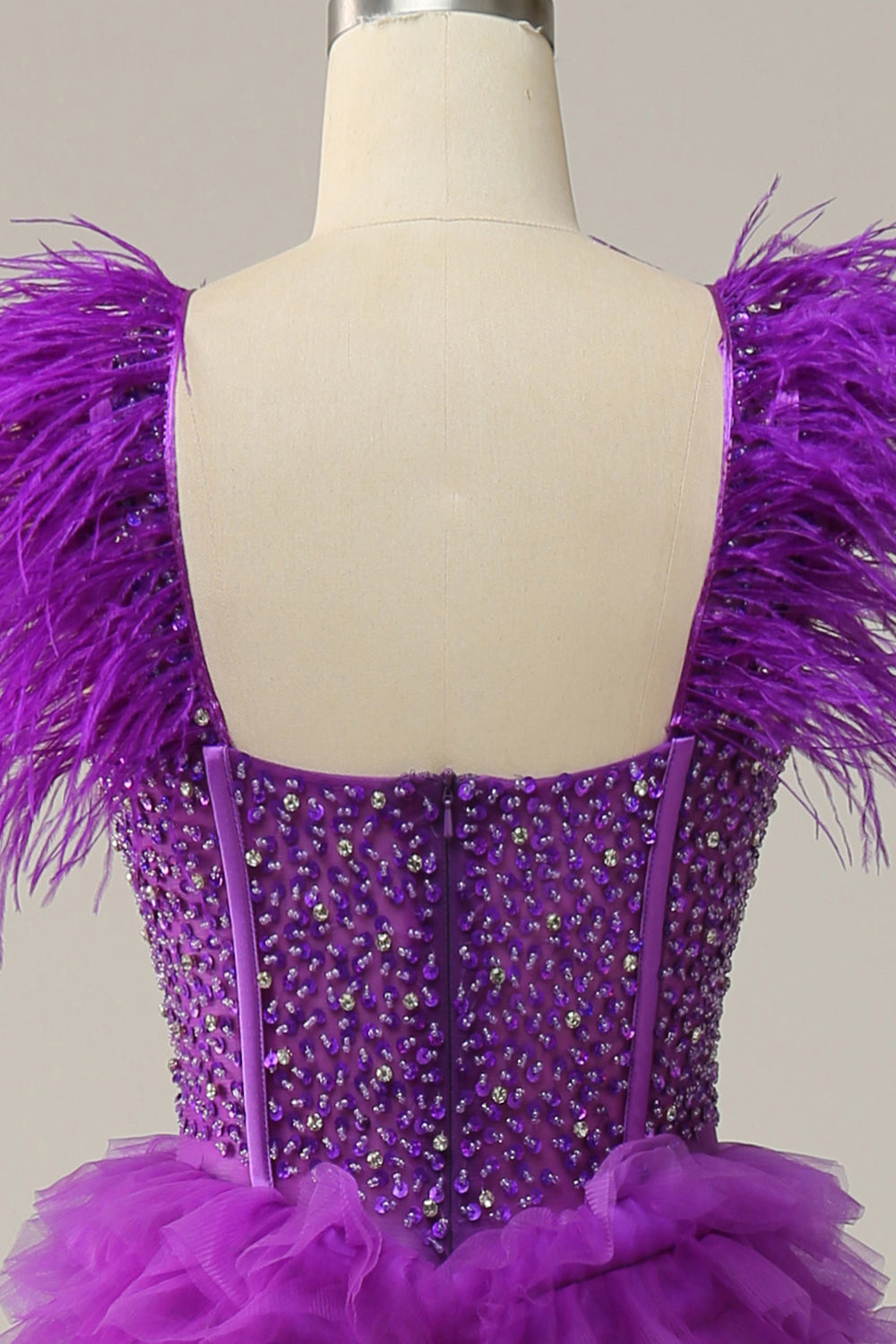 A Linie Herzausschnitt Lila Langes Ballkleid mit Perlen und Federn