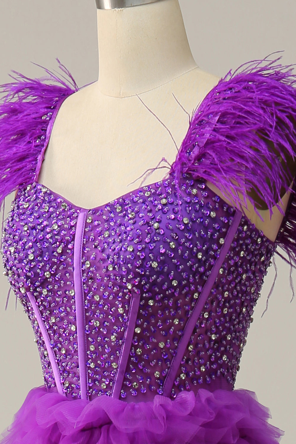A Linie Herzausschnitt Lila Langes Ballkleid mit Perlen und Federn