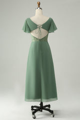 A Linie Eukalyptus Chiffon Brautjungfernkleid mit quadratischem Ausschnitt und Schlitz
