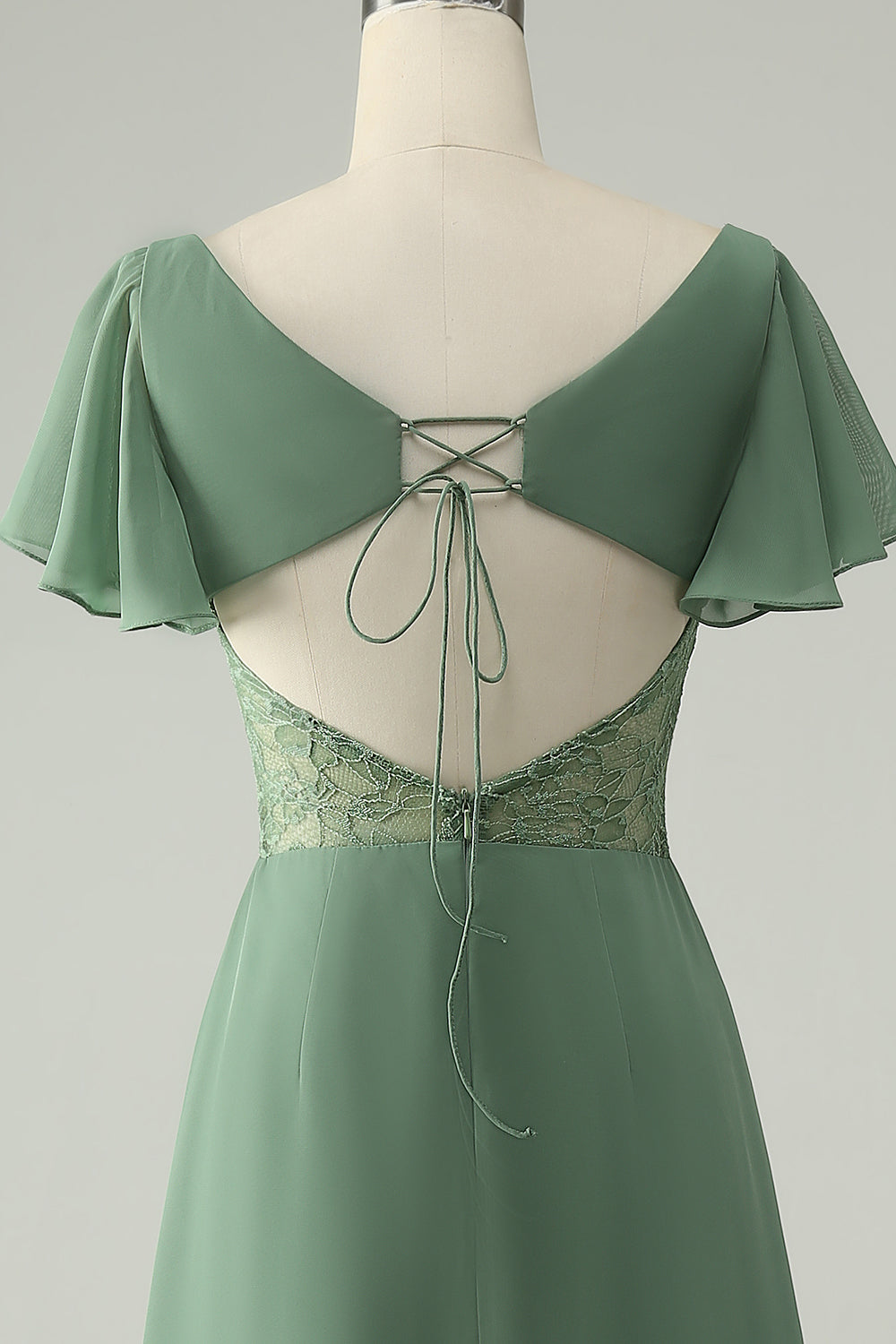A Linie Eukalyptus Chiffon Brautjungfernkleid mit quadratischem Ausschnitt und Schlitz