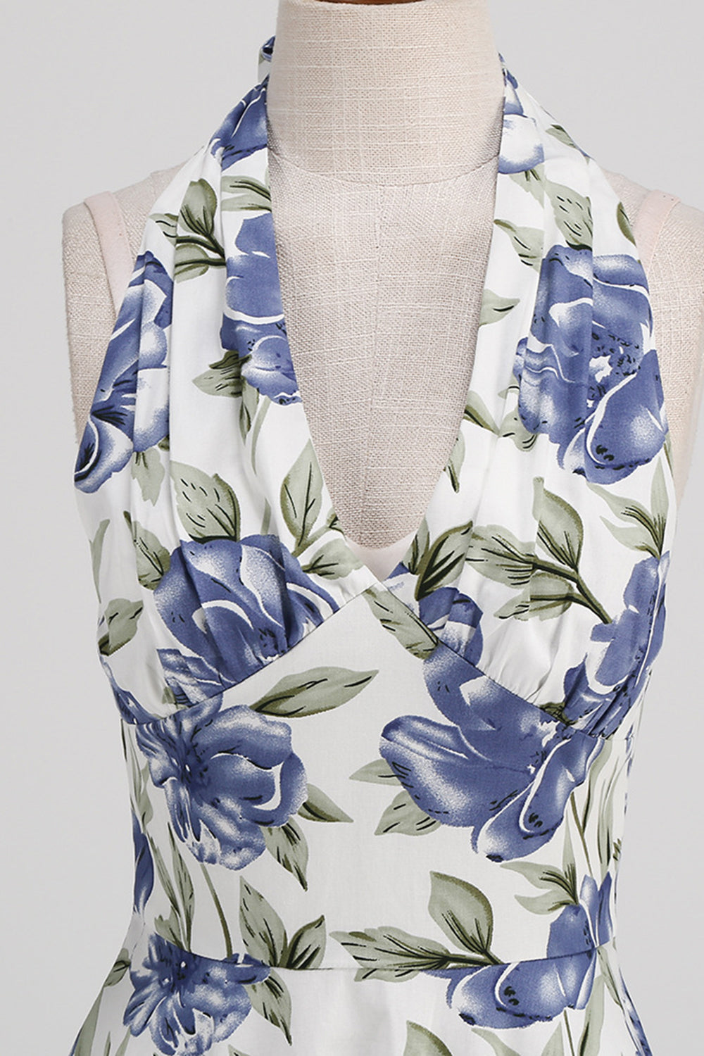 Neckholder Weißes blaues A-Linie Kleid mit Blumendruck aus den 1950er Jahren