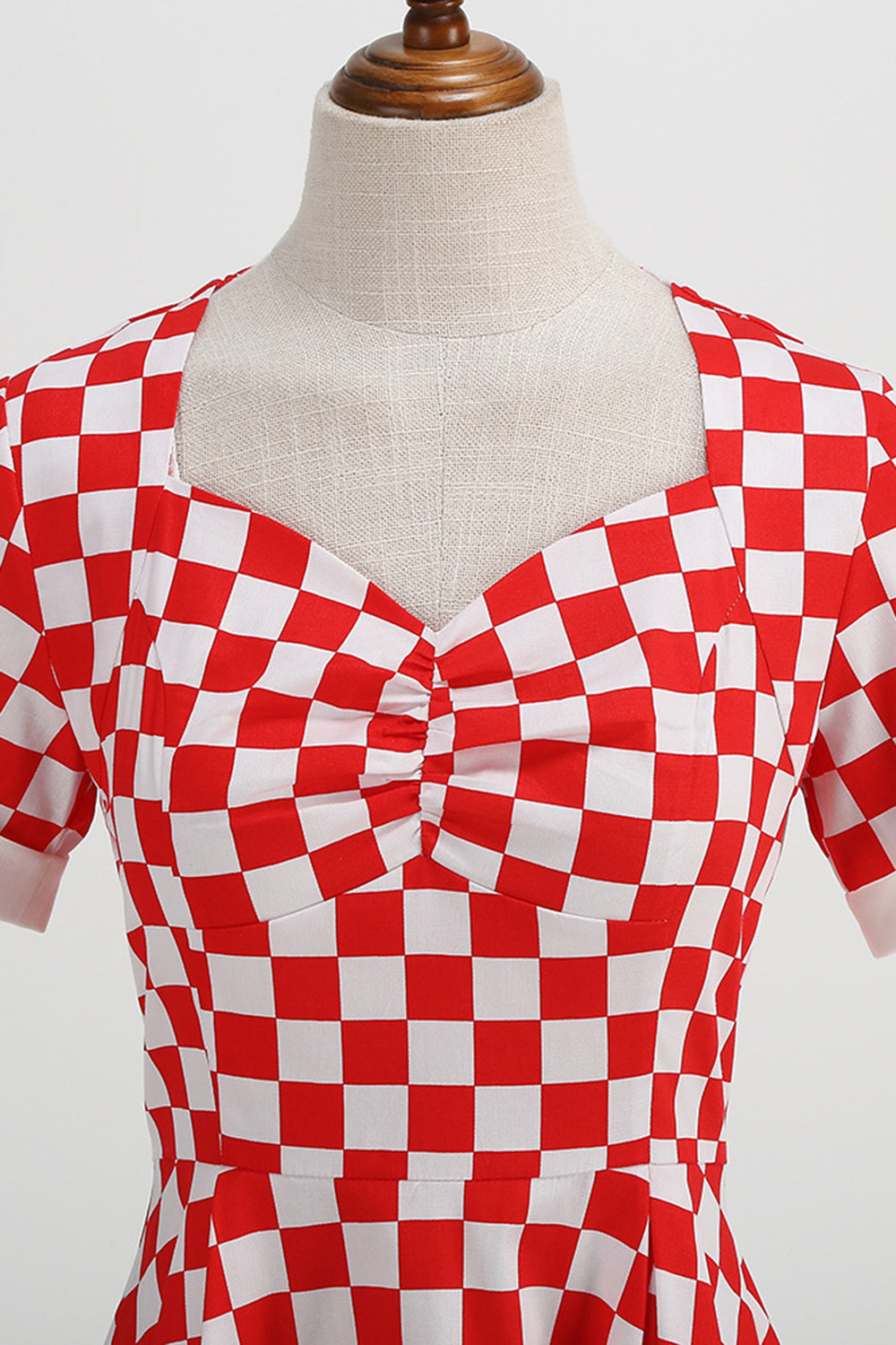 A Linie Rot kariertes Vintage Kleid aus den 1950er Jahren mit kurzen Ärmeln