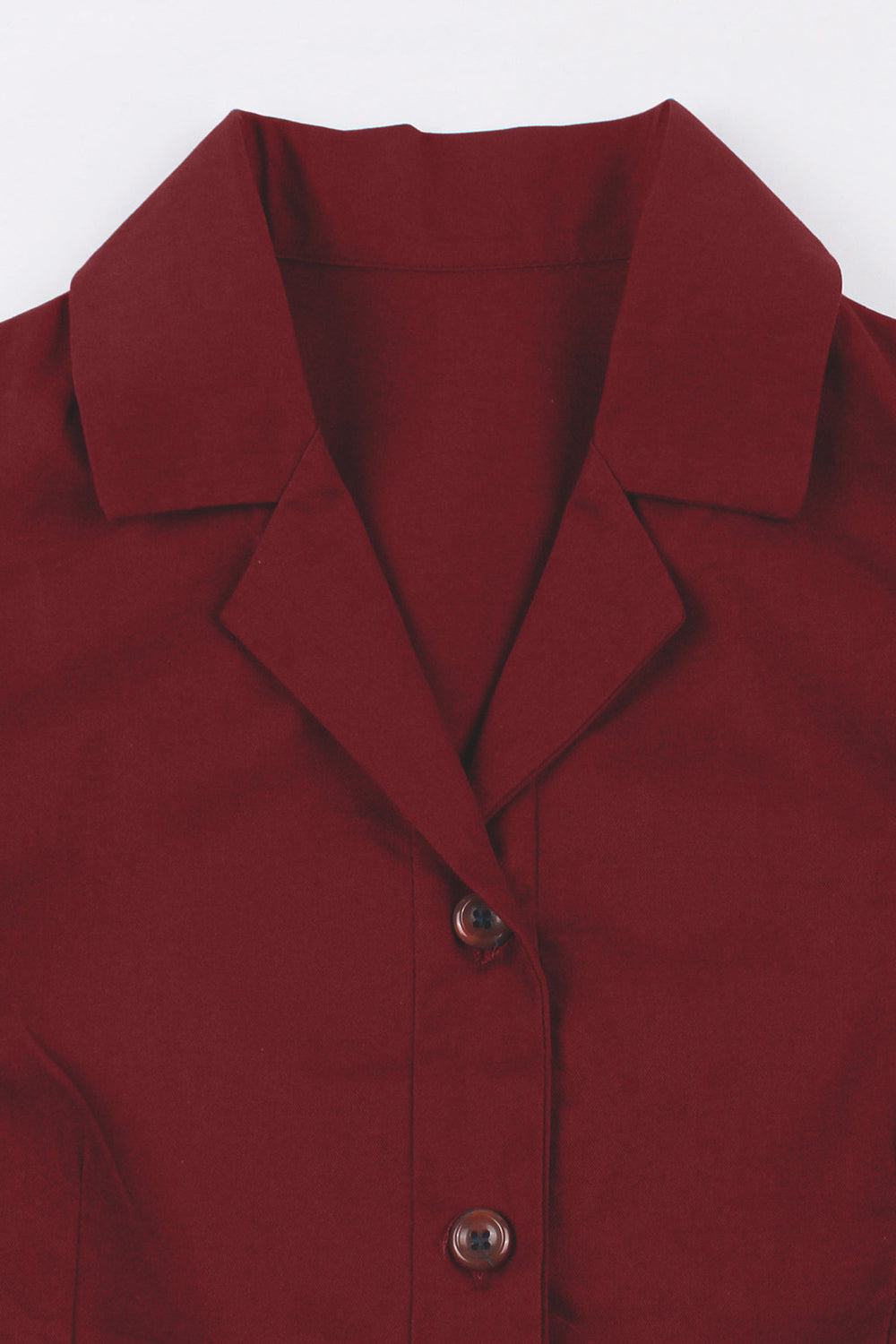 Einfaches burgunderrotes Vintage Kleid mit Reversausschnitt aus den 1950er Jahren