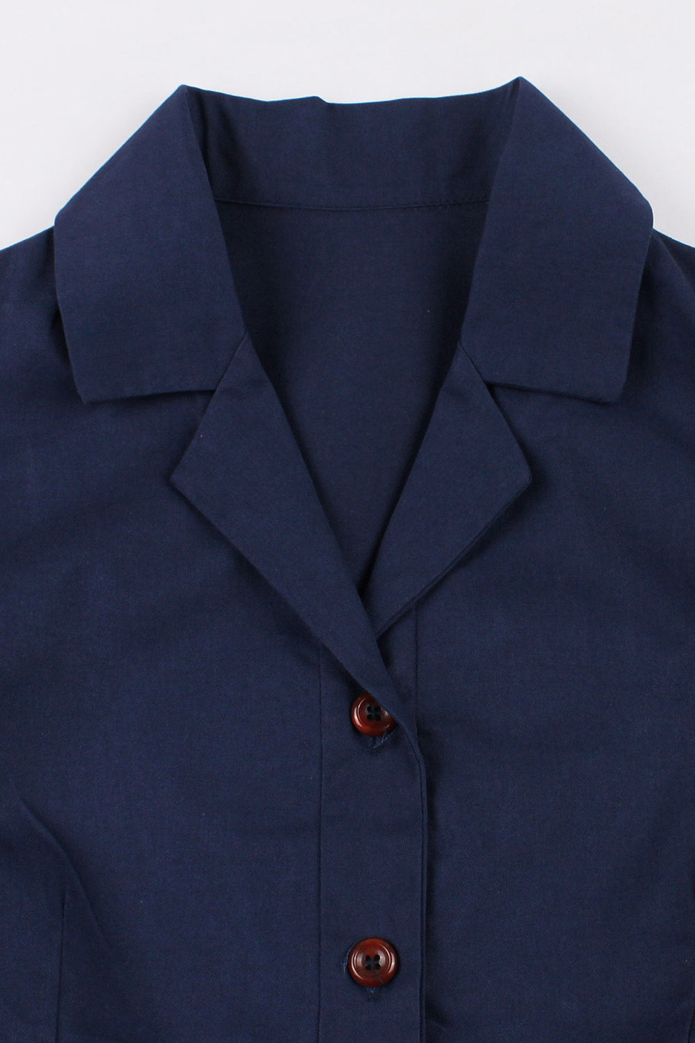 Einfaches burgunderrotes Vintage Kleid mit Reversausschnitt aus den 1950er Jahren