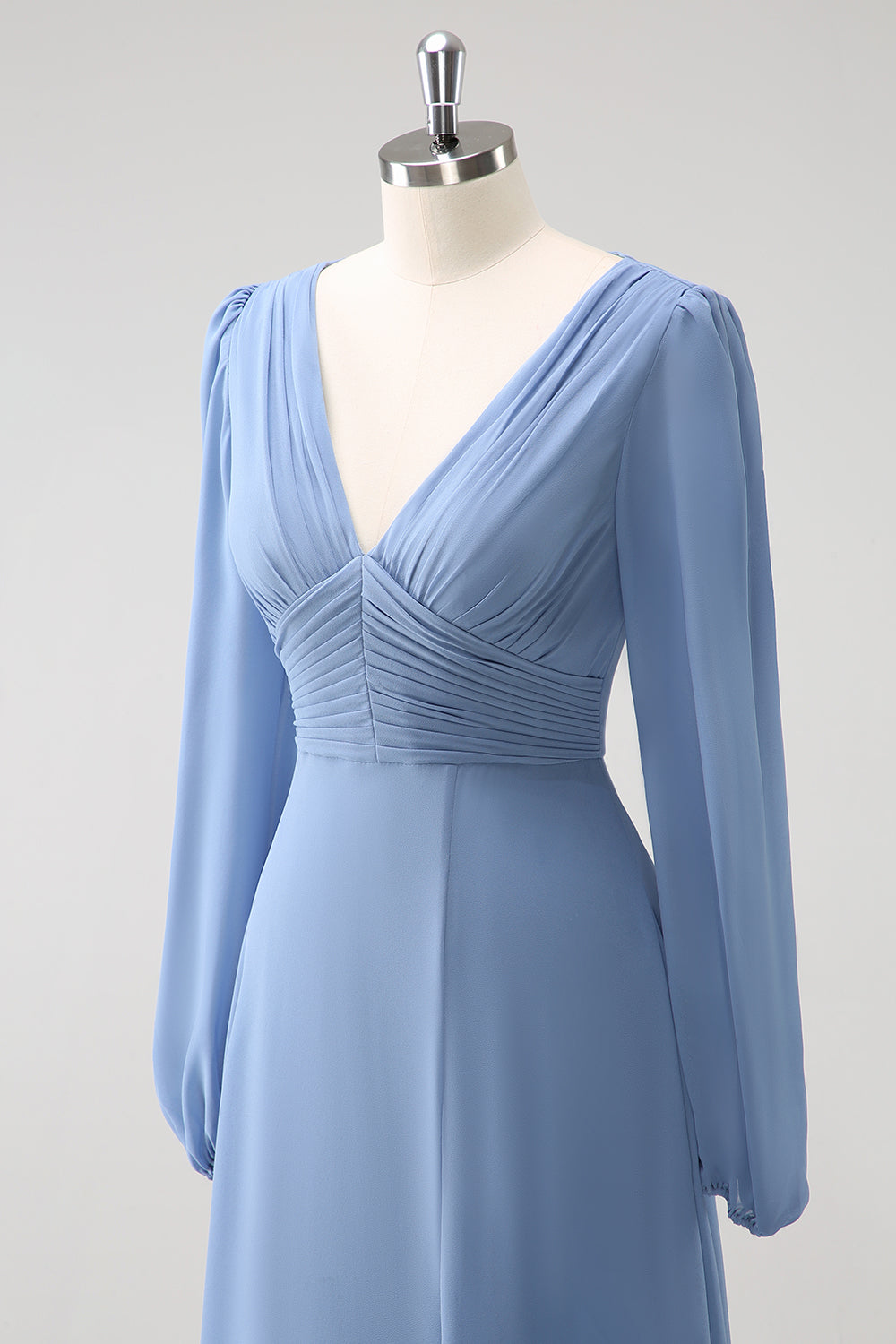 A Linie Grau Blau V-Ausschnitt Chiffon Brautjungfernkleid mit langen Ärmeln