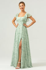 Dusty Sage Langes Brautjungfernkleid mit quadratischem Ausschnitt und bedruckter Blume mit Schlitz