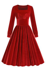 Schwarzes A Linie Langärmeliges plissiertes Vintage Kleid aus den 1950er Jahren