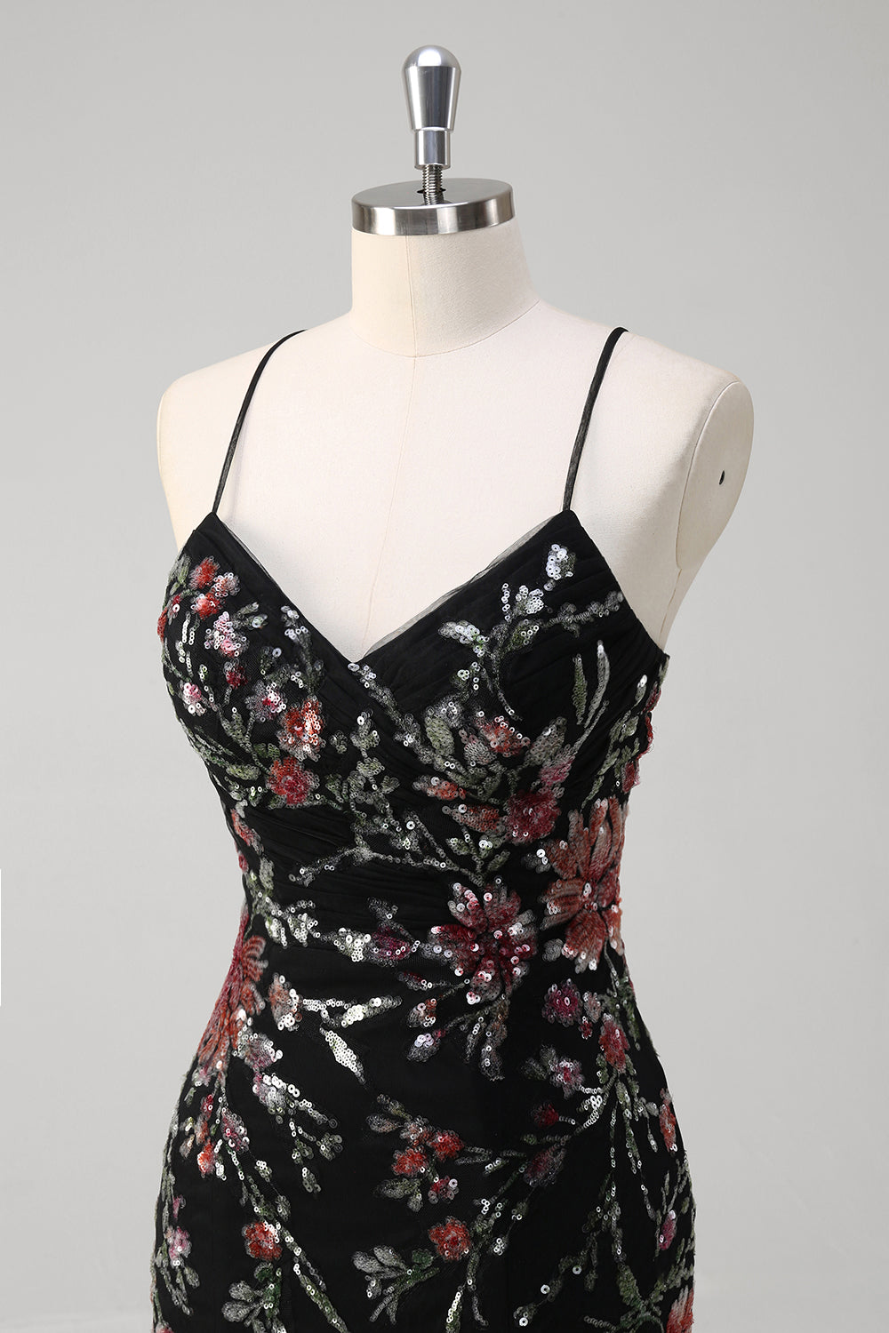 Schwarzes Meerjungfrau Spaghettiträger Appliziertes langes Ballkleid mit Pailletten