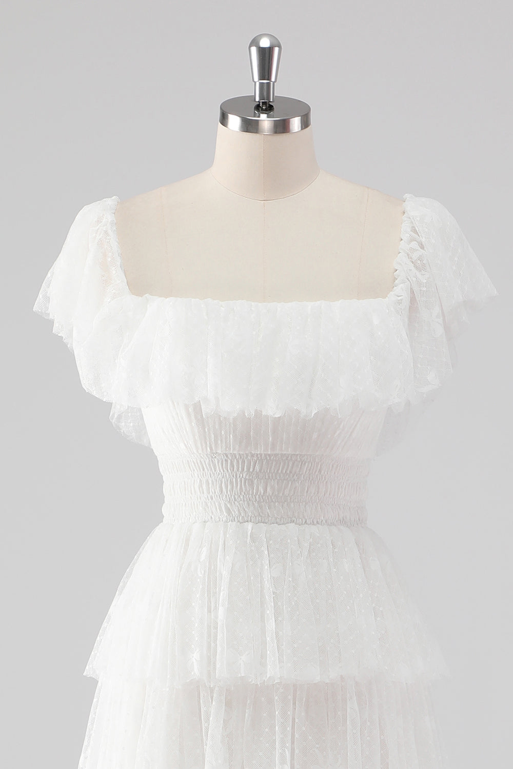 A Linie Schwarzes Gestuftes Ballkleid mit quadratischem Ausschnitt