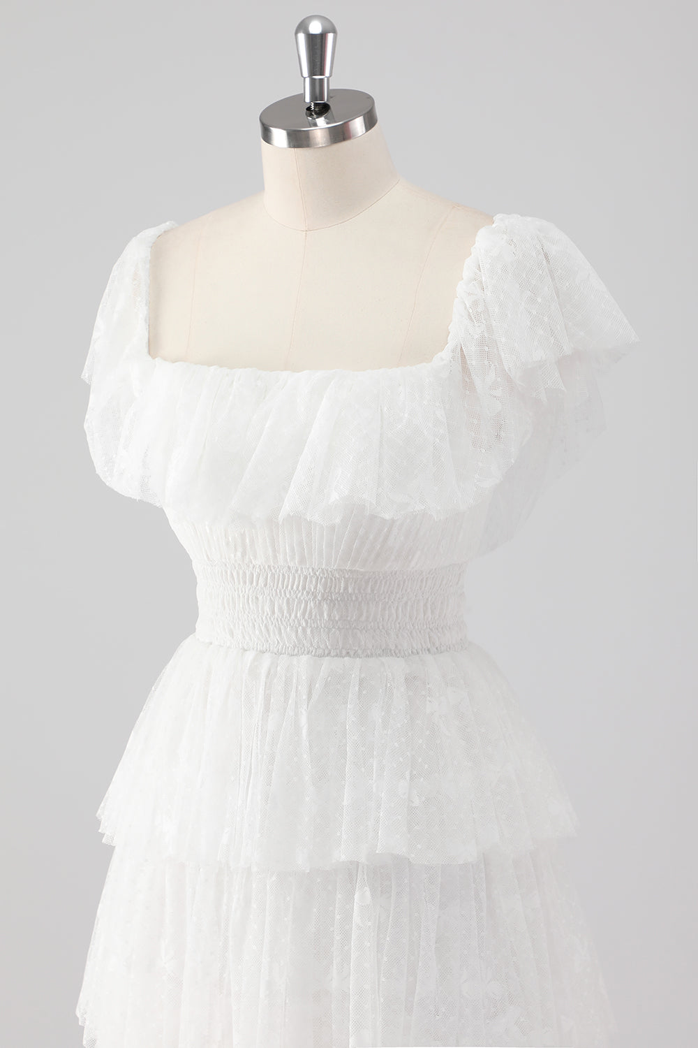 A Linie Schwarzes Gestuftes Ballkleid mit quadratischem Ausschnitt