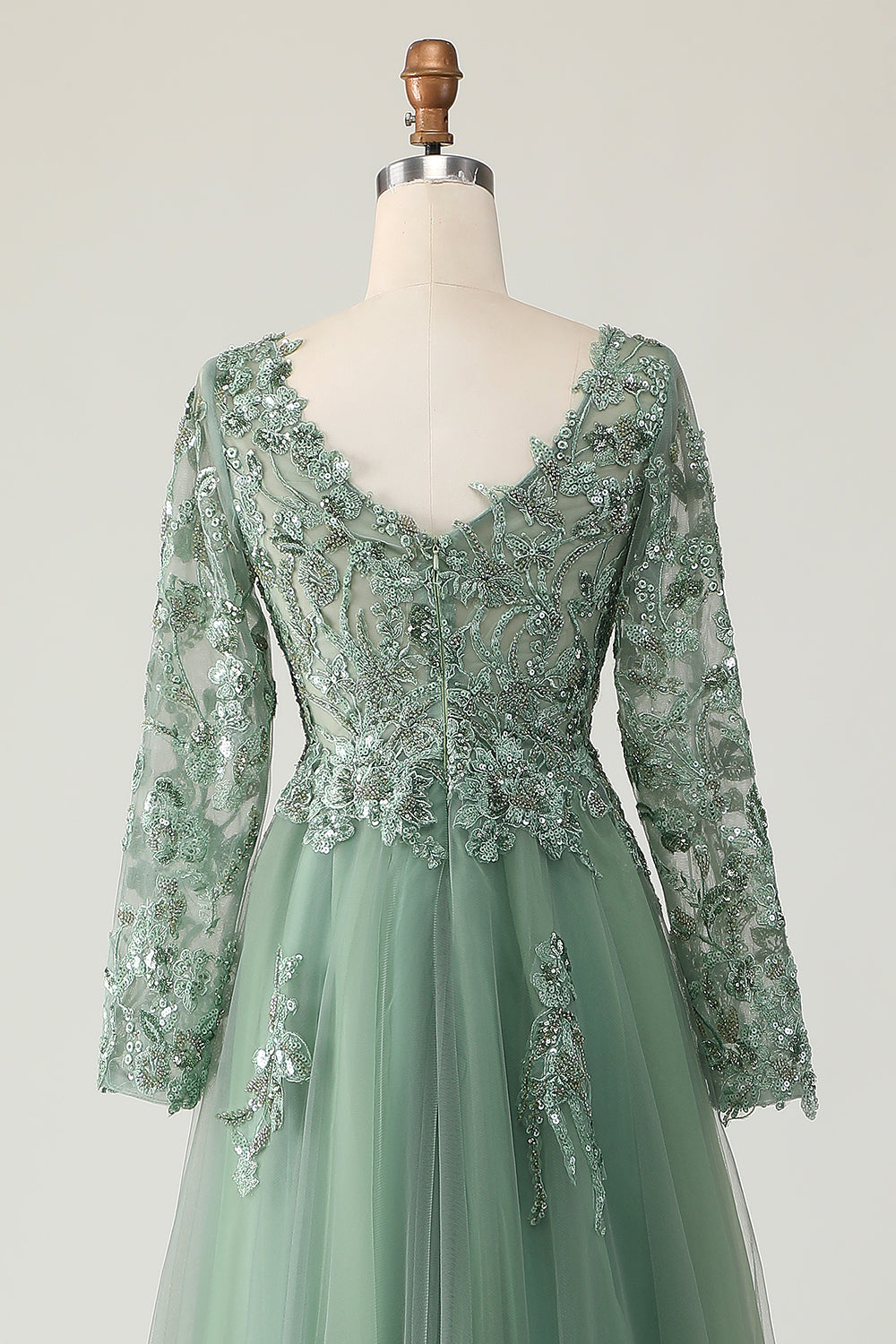 Salbei Langes A-Linie V-Ausschnitt Ballkleid mit Applikation