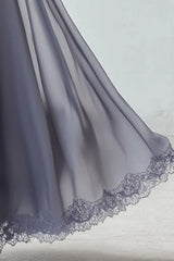 Staubblaues A-Linie Chiffon Spitze Brautjungfernkleid mit kurzen Ärmeln