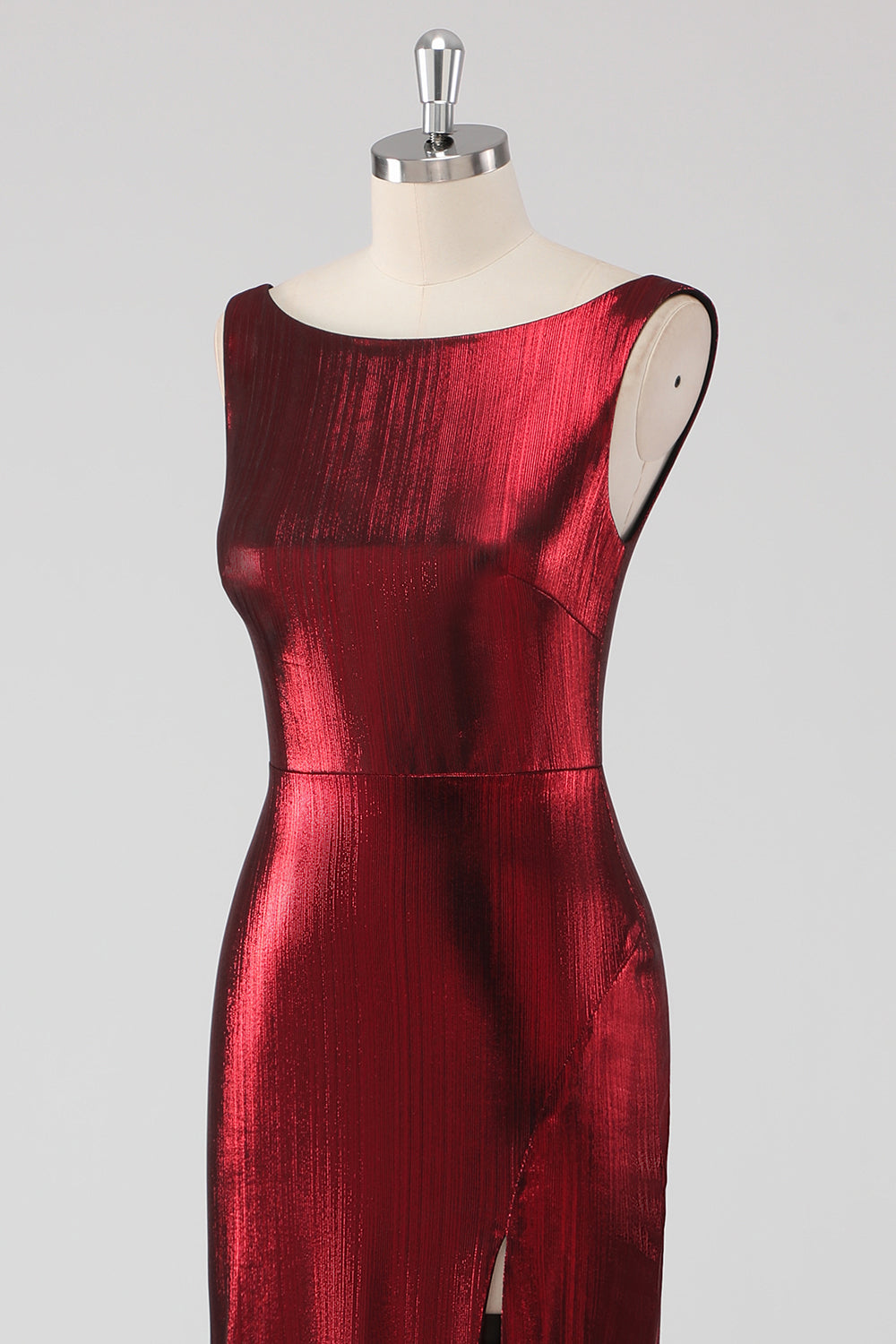 Burgundy Satin Abendkleid mit Rundhalsausschnitt und Schlitz