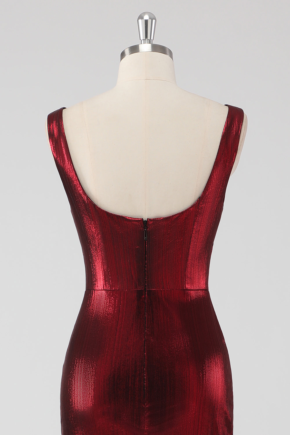 Burgundy Satin Abendkleid mit Rundhalsausschnitt und Schlitz