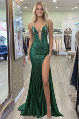 Glitzerndes Spaghettiträger Dunkelgrünes Meerjungfrauen Ballkleid mit Schlitz