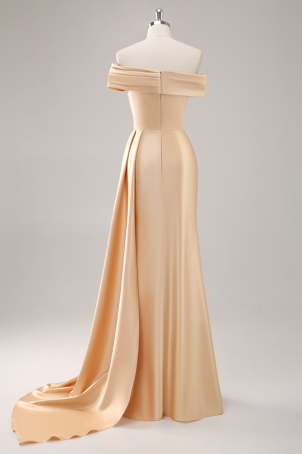 Langes Champagner Abendkleid mit einer Schulter und Falten