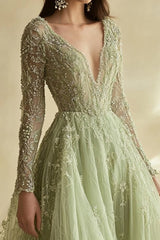 Dusty Sage V-Ausschnitt Spitze Tüll Abendkleid mit langen Ärmeln