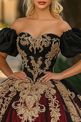 Burgunderrotes und Schwarzes Schulterfreies Organza Quinceanera Kleid mit Puffärmeln
