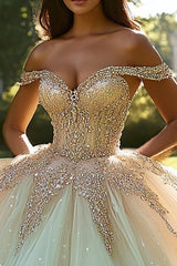 Glitzerndes Champagner Schulterfreies Tüll Quinceanera Kleid mit Perlen