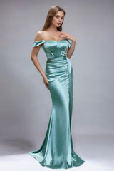 Grünes Meerjungfrau Schulterfreies Satin Ballkleid mit Schlitz