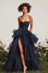A Linie Herzausschnitt Marineblaues Ballkleid mit Rüschen und Schlitz