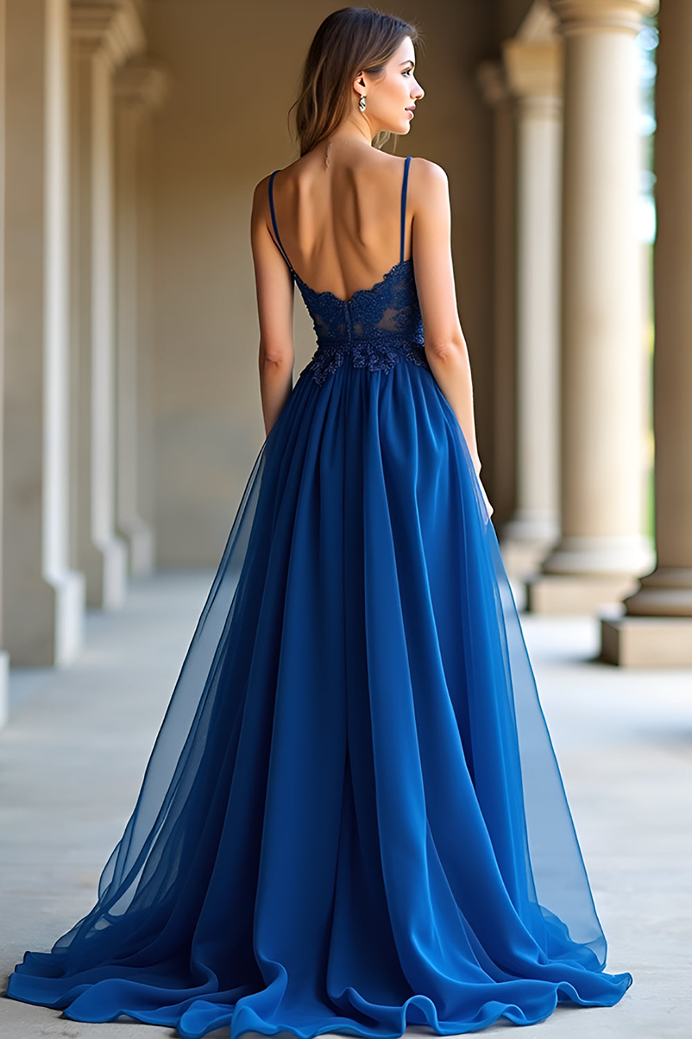 A Linie Dunkelblaues Spaghettiträger Herzförmiges Langes Ballkleid