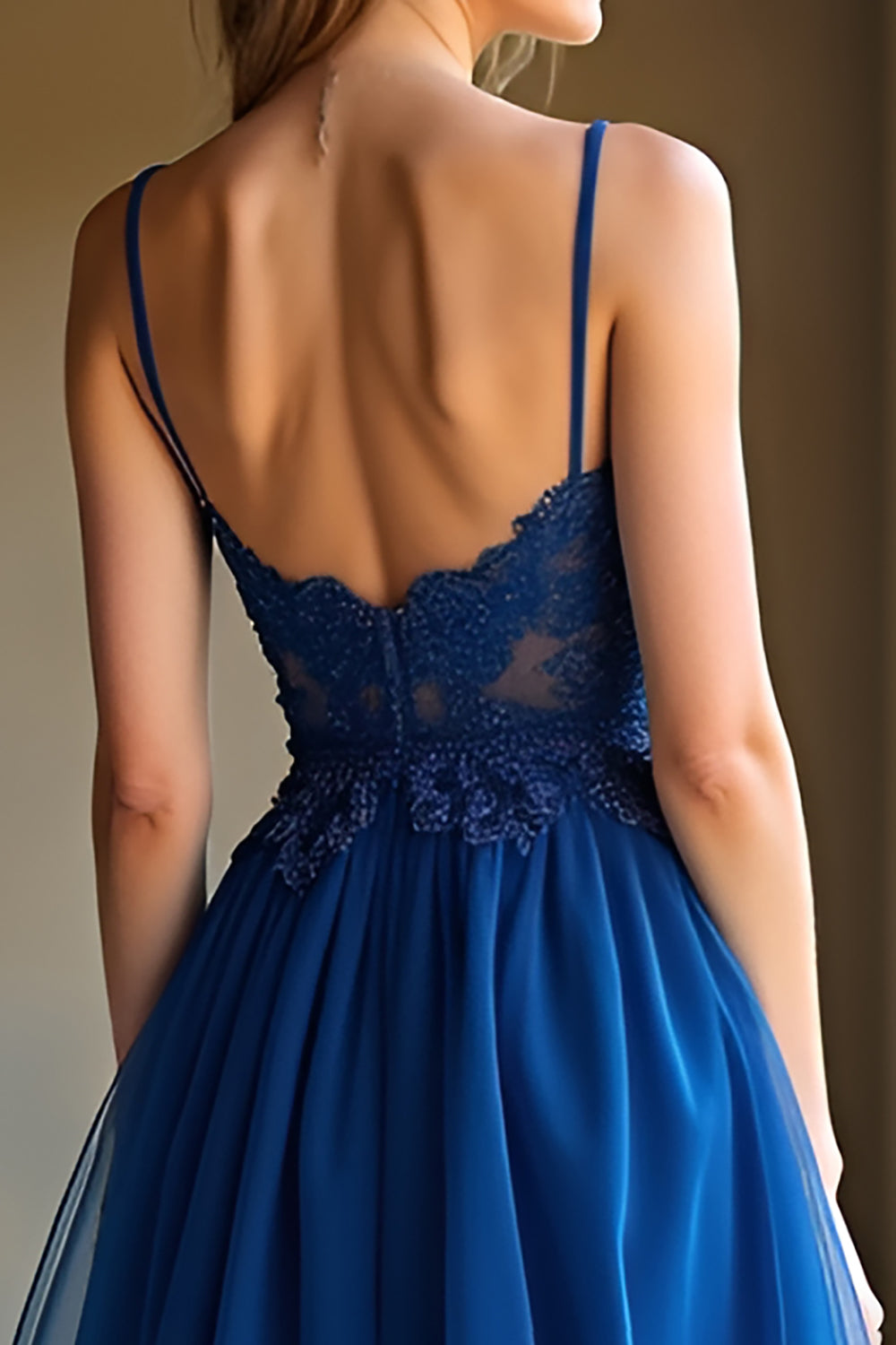 A Linie Dunkelblaues Spaghettiträger Herzförmiges Langes Ballkleid
