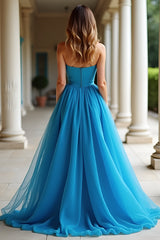 A Linie Blaues Trägerloses Plissiertes Langes Ballkleid mit Schlitz
