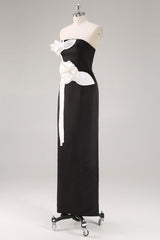 Schwarzes Trägerloses Hochzeitsgastkleid mit 3D-Blumen