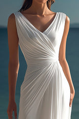 Elegantes Weißes Gerafftes Chiffon Boho Strandkleid mit V-Ausschnitt