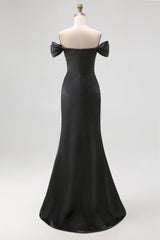 Schwarzes Schulterfreies Satin Meerjungfrauen Ballkleid mit Schlitz