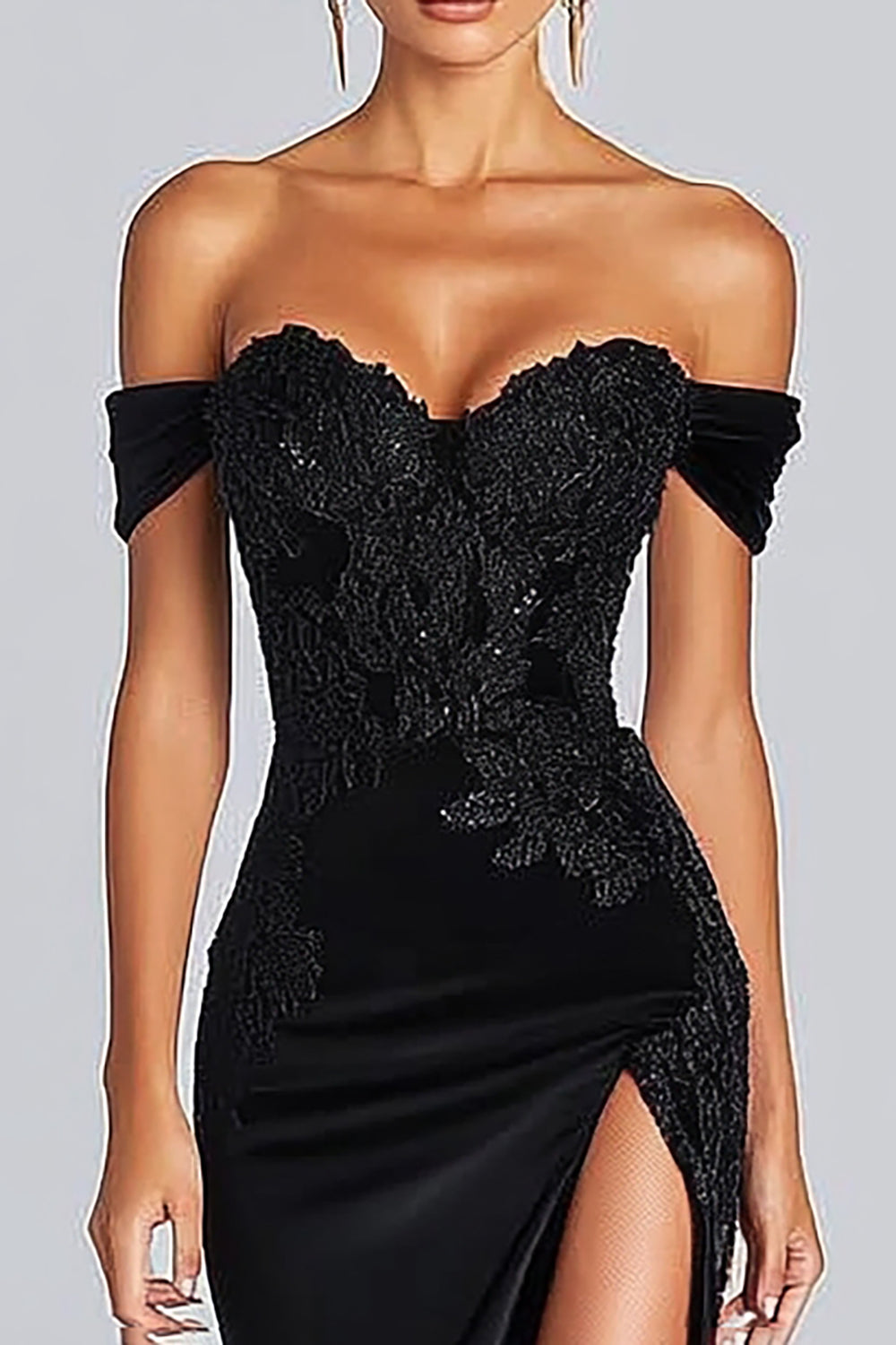 Schwarzes Schulterfreies Satin Meerjungfrauen Ballkleid mit Schlitz