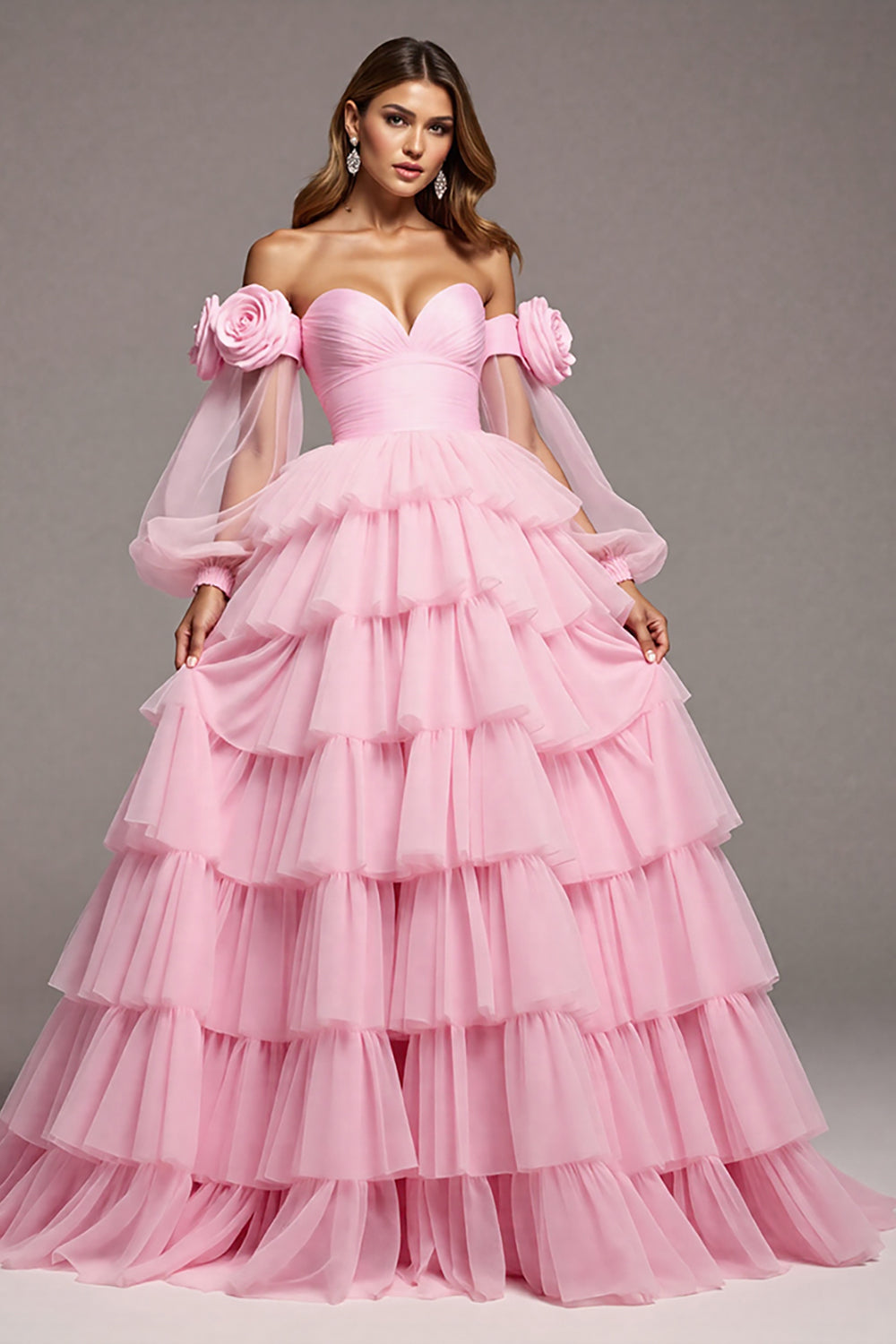 Rosa Langes Ballkleid aus Tüll mit Blumenmuster und Rüschen