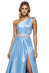 Glitzerndes Blaues Ballkleid aus Satin mit Schlitz
