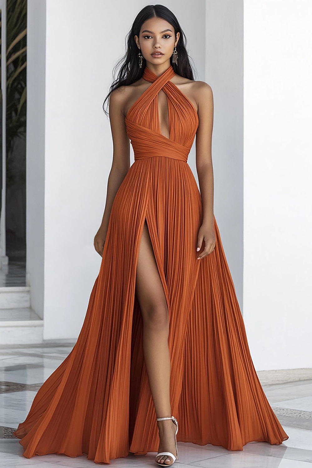 Orangefarbenes langes formelles Kleid in A-Linie mit Falten