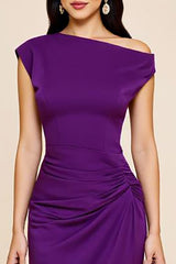 Pflaumenfarbenes Meerjungfrauenkleid mit Rüschen und einer Schulter