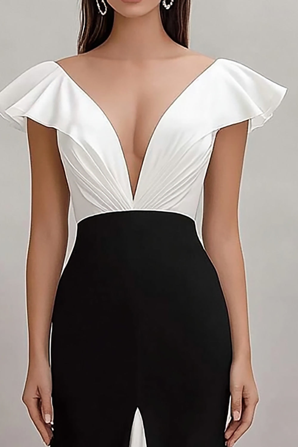 Schwarzes Krawattenkleid mit Rüschen und Flügelärmeln