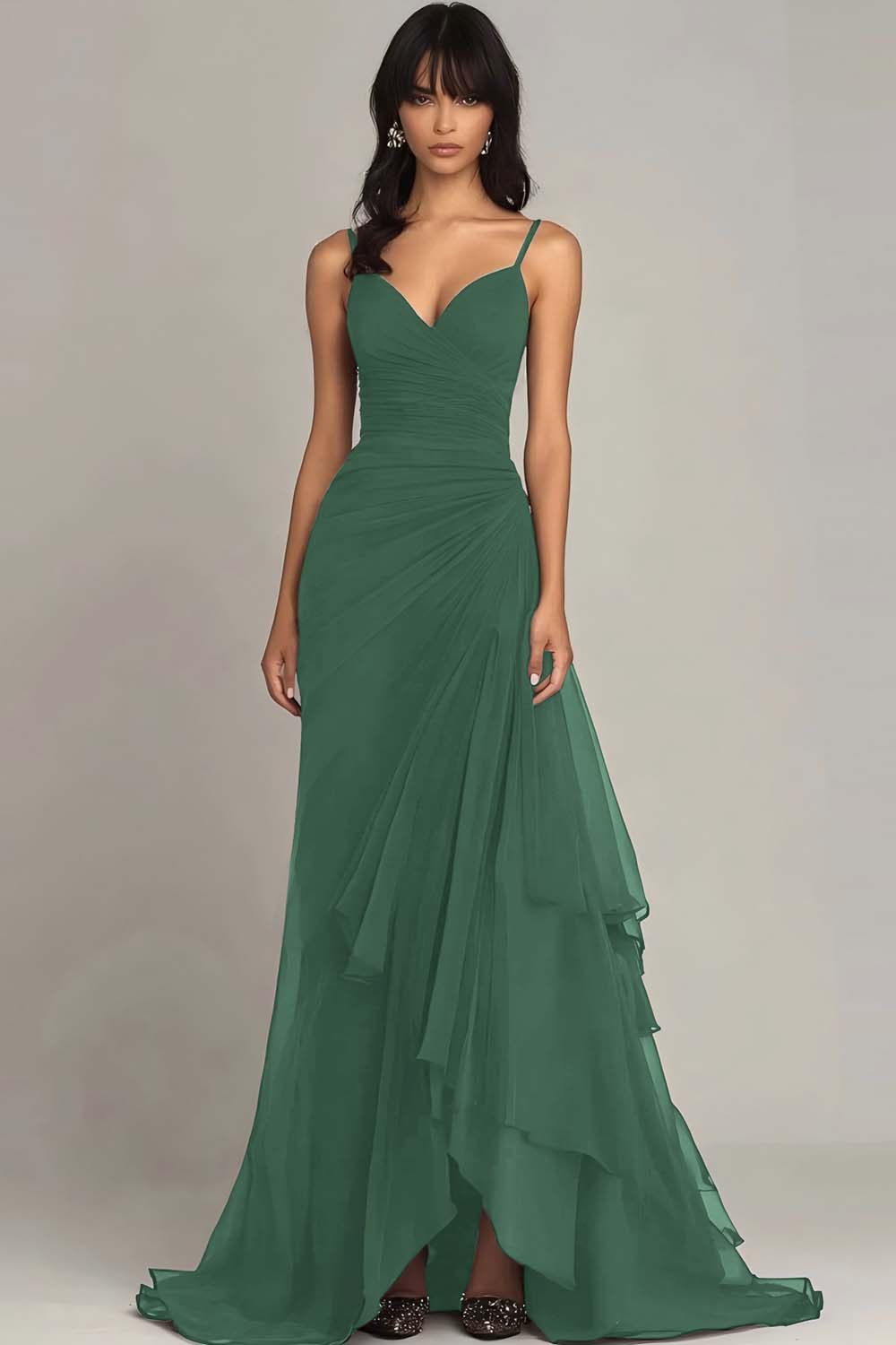 Dunkelbraunes Spaghettiträger-Kleid mit einer Linie und Rüschen