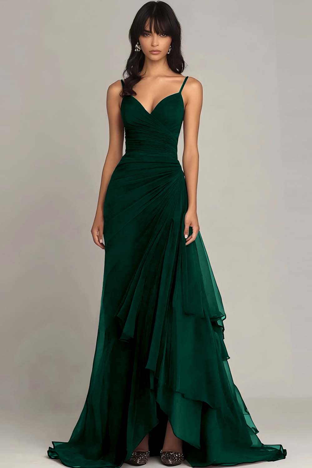Dunkelbraunes Spaghettiträger-Kleid mit einer Linie und Rüschen