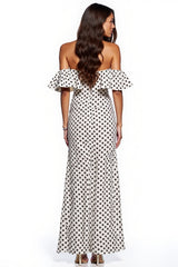 Schulterfreies Weißes Schwarzes Polka Dot Kleid mit Schlitz