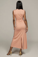 Langes Etui Formelles Kleid aus Satin mit Schlitz in Blush