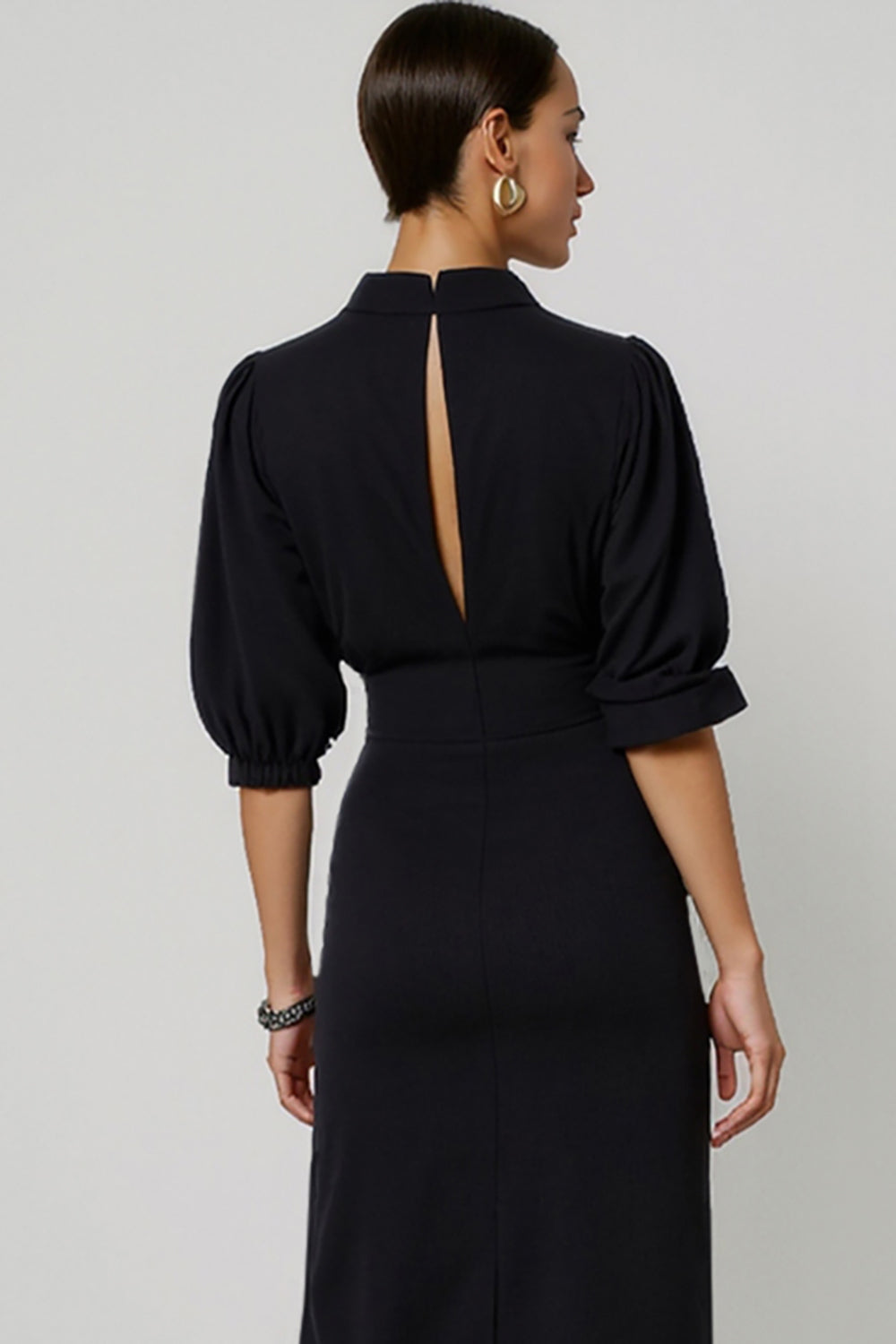 Schwarzes A-Linie Halbformelles Kleid mit Schlüsselloch und Schärpe