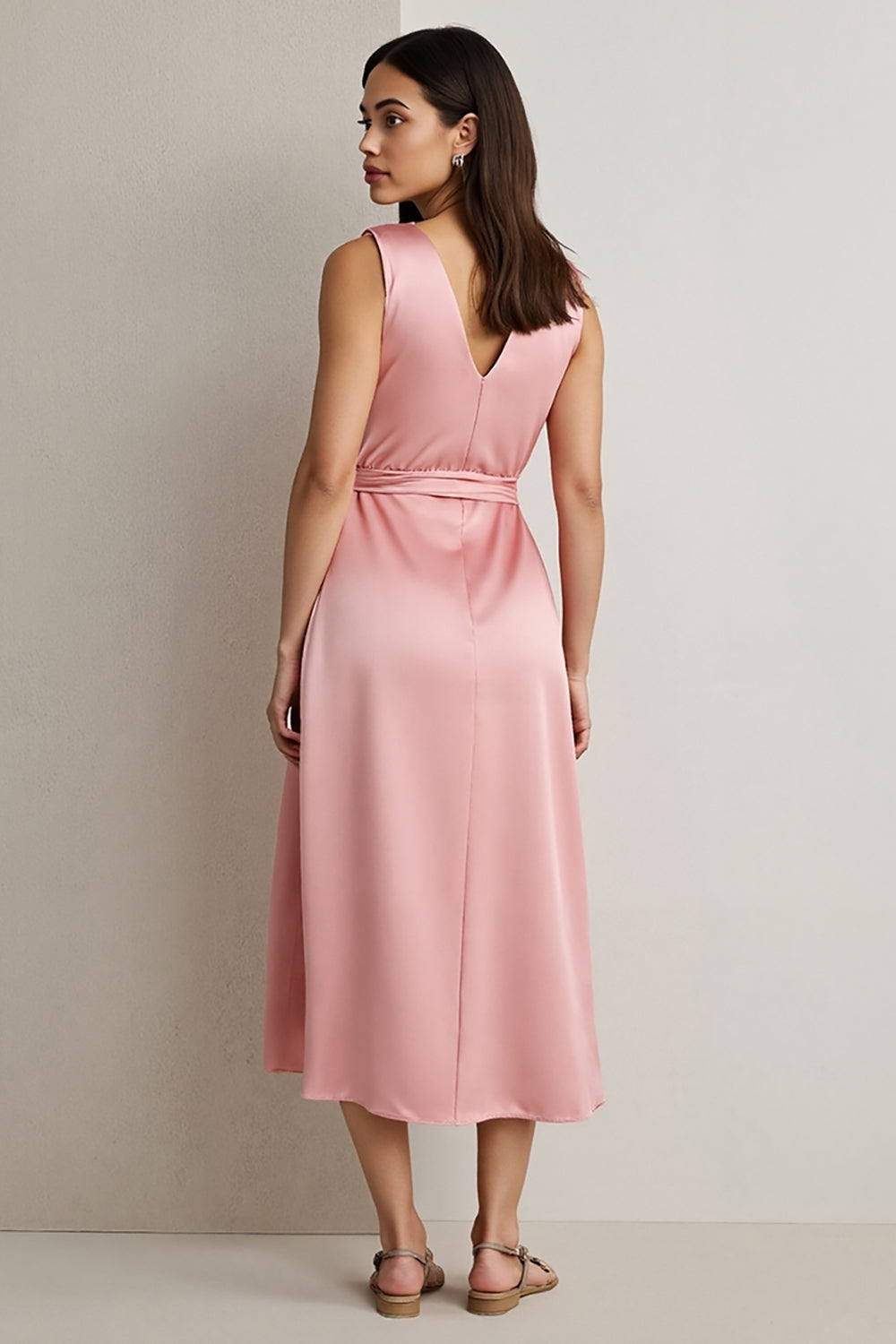 Rosa Maix Hochzeitskleid aus Satin mit V-Ausschnitt und Drapierung
