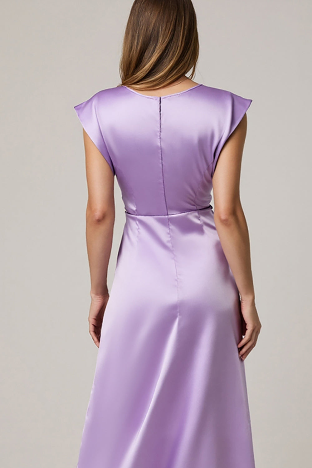 Lila Gerafftes Maxikleid für Hochzeitsgäste aus Satin